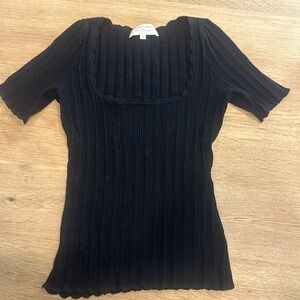 Sezane black top